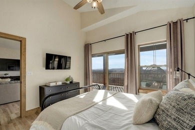 Welcome to 151 Summer Bay Blvd, where rustic Ozark charm meets - photo 38