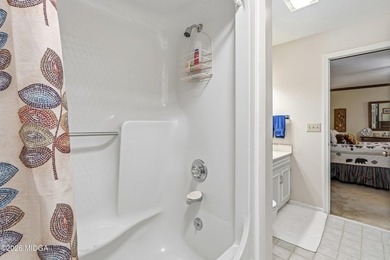 Welcome to this beautifully maintained 3-bedroom, 2.5-bath home - photo 45