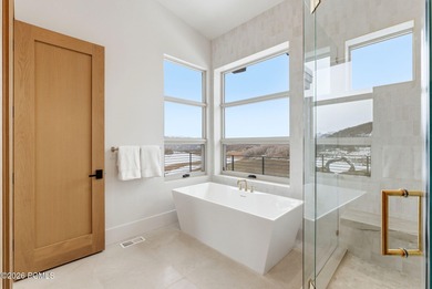 Welcome to 2105 E Paddleboard Way! Embrace the ultimate in - photo 45