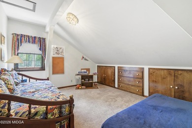 Welcome to this beautifully maintained 3-bedroom, 2.5-bath home - photo 46