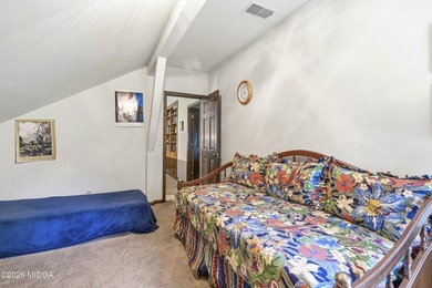 Welcome to this beautifully maintained 3-bedroom, 2.5-bath home - photo 47