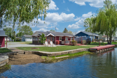 Kuhn Lake - 113' Frontage - All Sports - Lake Home For Sale in Leesburg, Indiana