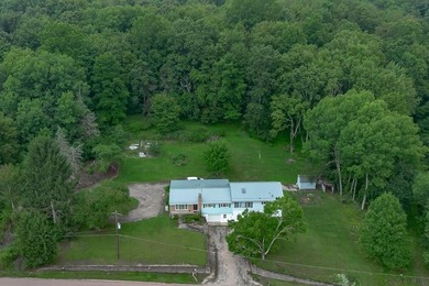 Discover the perfect blend of peaceful country living and modern - photo 5