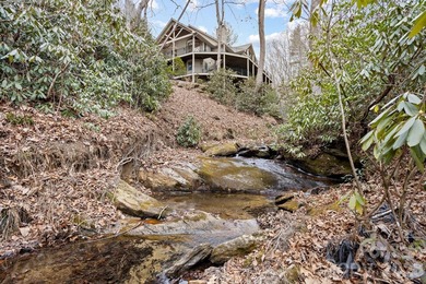 Exceptional luxury home situated on 2 private acres overlooking - photo 4