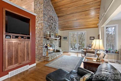 Exceptional luxury home situated on 2 private acres overlooking - photo 10