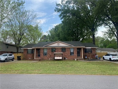 Lake Dardanelle Townhome/Townhouse For Sale in Russellville Arkansas