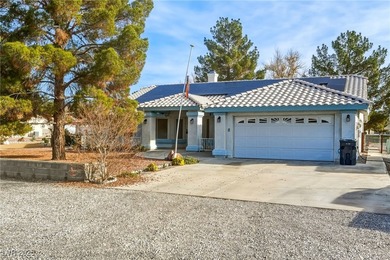 SELLERS ARE MOTIVATED! PAID SOLAR! Well-maintained custom home