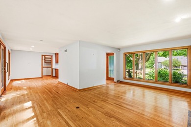 Located in desirable Spring Creek Estates, this charming ranch - photo 14