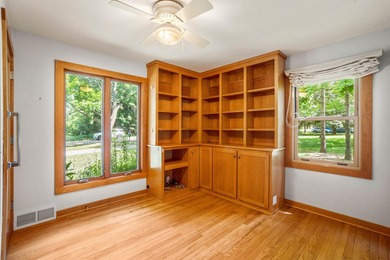 Located in desirable Spring Creek Estates, this charming ranch - photo 16