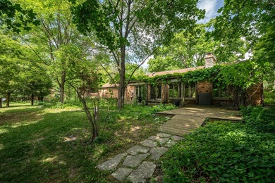 Located in desirable Spring Creek Estates, this charming ranch - photo 20
