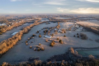 Located in the growing North Texas corridor, this exceptional 82 - photo 29