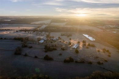 Located in the growing North Texas corridor, this exceptional 82 - photo 36