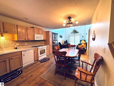 Maintenance Free Living with this spacious two bedroom, two bath - photo 7