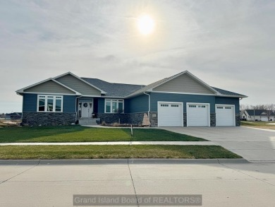 Lake Home For Sale in Grand Island, Nebraska