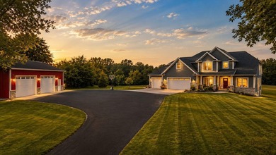 Welcome to your own private retreat! Nestled on 5 beautifully - photo 1