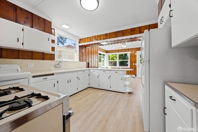 This classic Redwood City home has been thoughtfully refreshed - photo 10