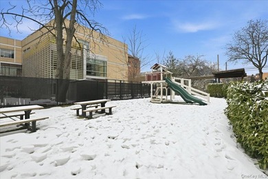 Huge Price Drop! Welcome to an oasis in the heart of downtown - photo 32