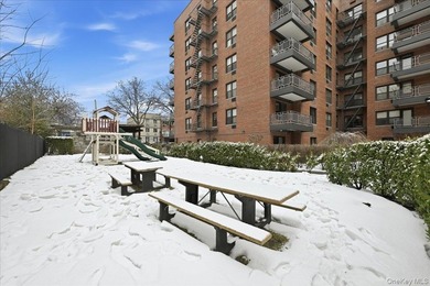 Huge Price Drop! Welcome to an oasis in the heart of downtown - photo 33