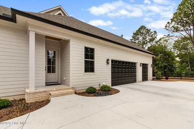 Located just a short stroll from Lake Pinehurst, this - photo 36