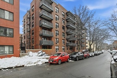 Huge Price Drop! Welcome to an oasis in the heart of downtown - photo 37