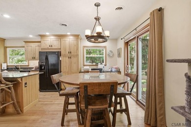 Discover the perfect combination of comfort, style, and lake - photo 10