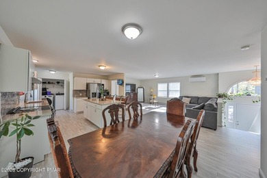 Beautiful 2-year-young bi-level home situated on a spacious - photo 10