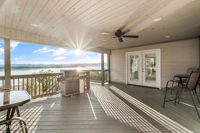 Looking for the ultimate lake life setup? This practically - photo 7