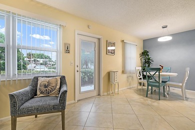 Move right into this beautifully updated first-floor condominium - photo 7