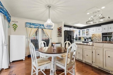 Enjoy breathtaking views of Keystone Lake from all three levels - photo 12