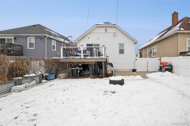 Welcome to this bright and airy two-bedroom, one-bath home which - photo 18