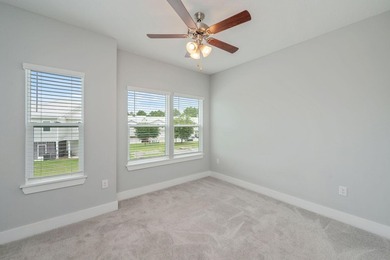 Welcome to 416 Date Palm Lane, a beautifully maintained end-unit - photo 21