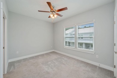 Welcome to 416 Date Palm Lane, a beautifully maintained end-unit - photo 25