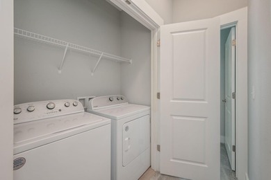 Welcome to 416 Date Palm Lane, a beautifully maintained end-unit - photo 30