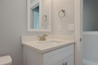 Welcome to 416 Date Palm Lane, a beautifully maintained end-unit - photo 32