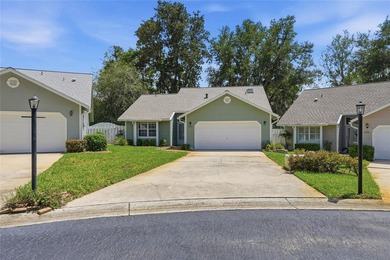 Welcome to the peaceful community of Meadowbrook! This 3 bedroom - photo 2