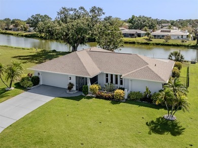 (private lake, pond, coastal) Home For Sale in Venice Florida
