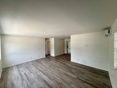 Seller paying 3% of sales price towards buyers closing costs! - photo 8