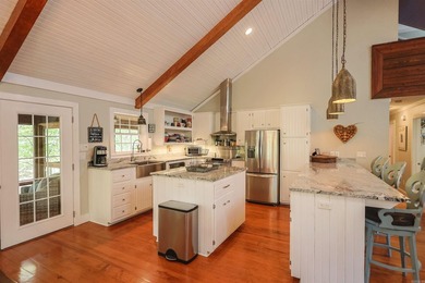 Versatile property designed to accommodate up to 16 guests - photo 13