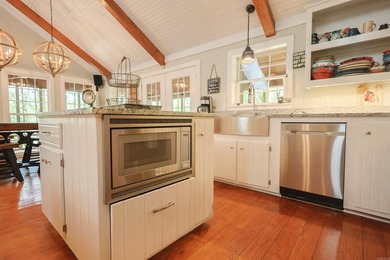 Versatile property designed to accommodate up to 16 guests - photo 15