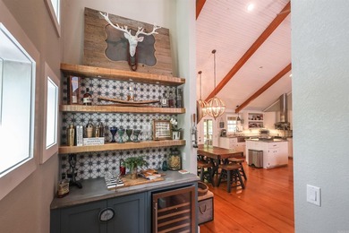 Versatile property designed to accommodate up to 16 guests - photo 16