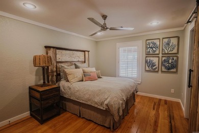 Versatile property designed to accommodate up to 16 guests - photo 19