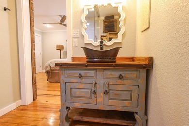 Versatile property designed to accommodate up to 16 guests - photo 21
