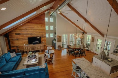 Versatile property designed to accommodate up to 16 guests - photo 25