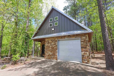 Versatile property designed to accommodate up to 16 guests - photo 31