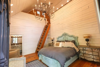 Versatile property designed to accommodate up to 16 guests - photo 33