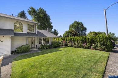 Exceptional home offering 3,478 sq. ft. of versatile living - photo 4