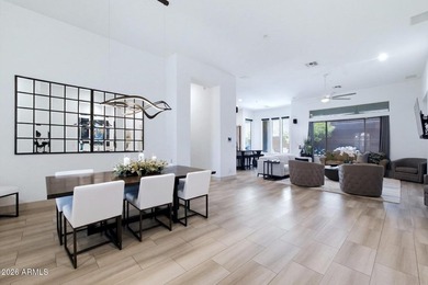 A Masterfully Updated Retreat in Guard-Gated Anthem Country - photo 8