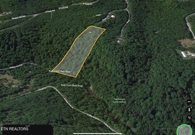 Beautiful 5.42 acres with gorgeous views overlooking the East - photo 4