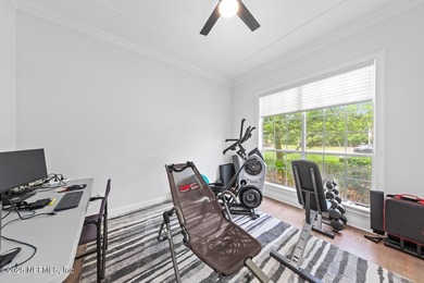 PRICED TO SELL! Exceptional Dostie home on expansive corner lot - photo 9