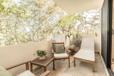 Welcome to this beautifully designed 2-bedroom, 2-bathroom condo - photo 24